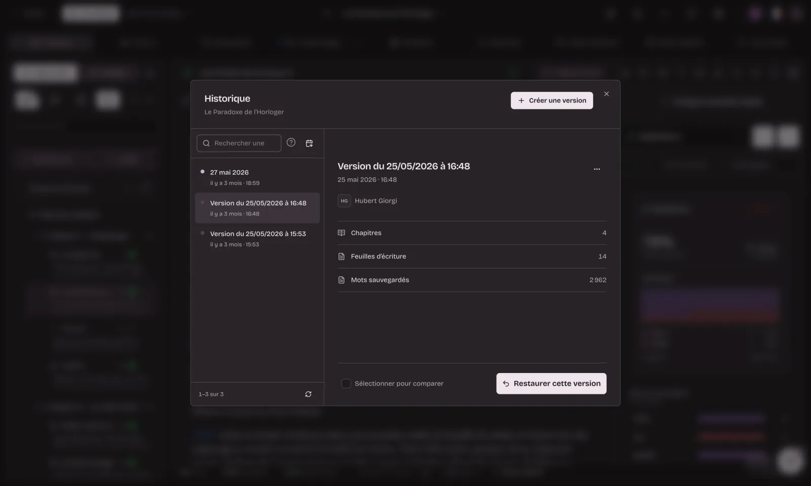 Extypis history window: the list of dated versions on the left, the details of the chosen version and the restore button on the right.
